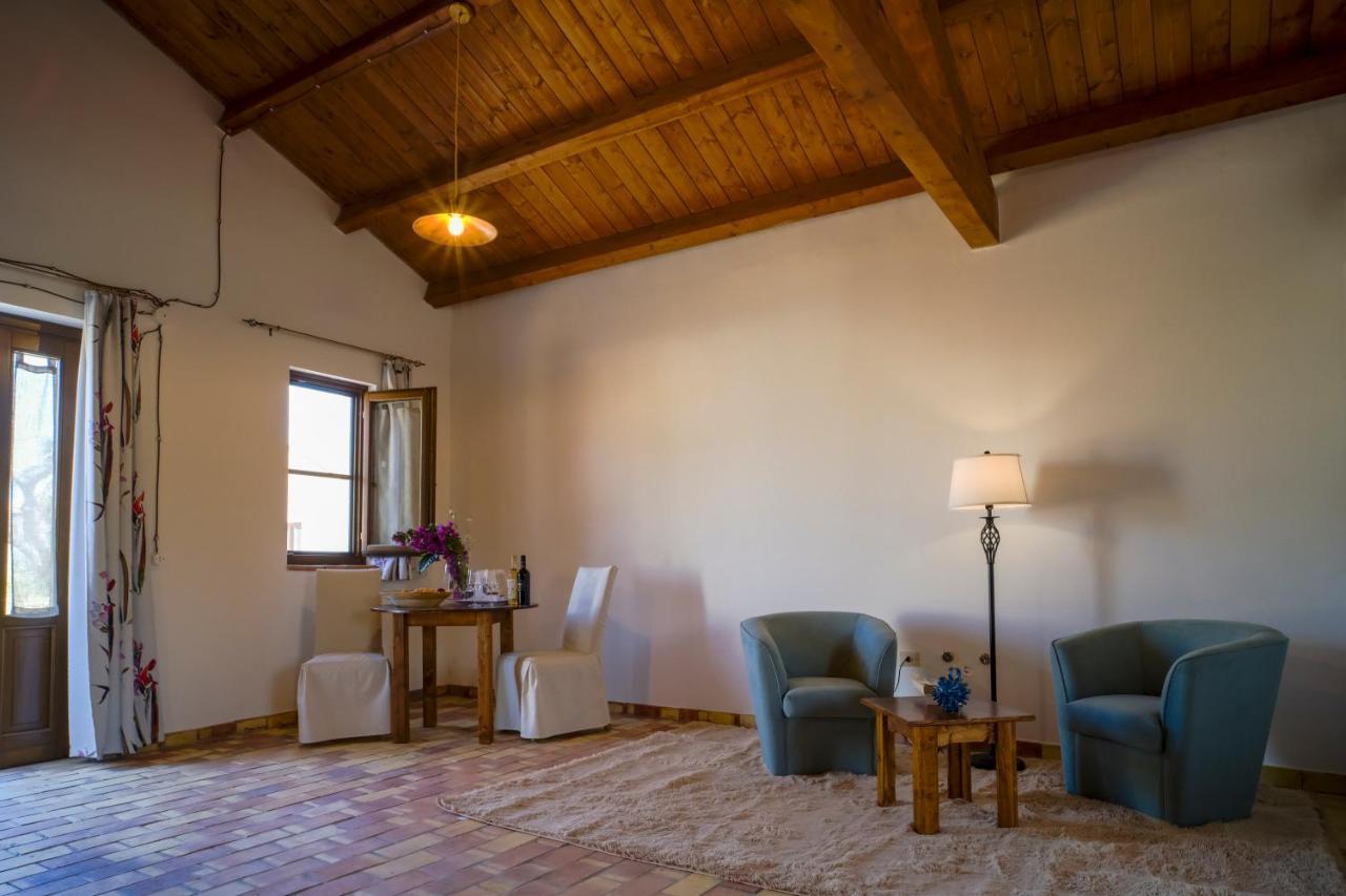 Masseria Crocco Montalbano Ionico Kültér fotó