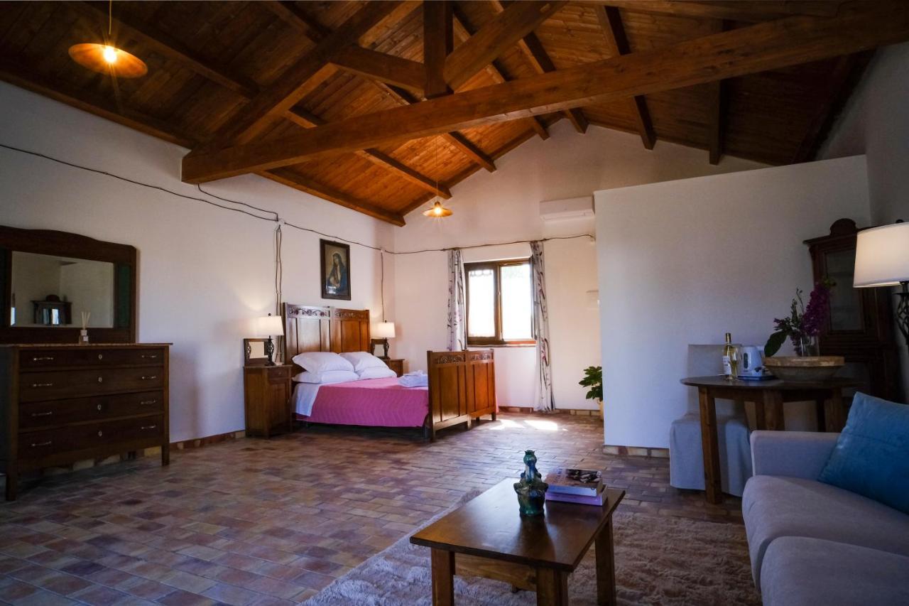 Masseria Crocco Montalbano Ionico Kültér fotó
